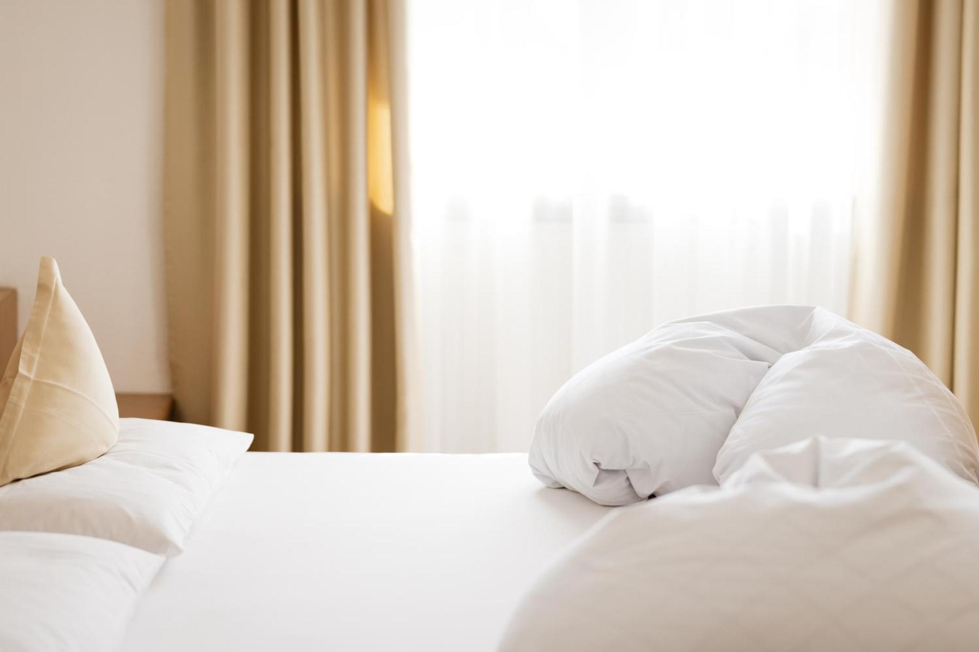 טירולו B&B Hotel Mair Am Turm מראה חיצוני תמונה