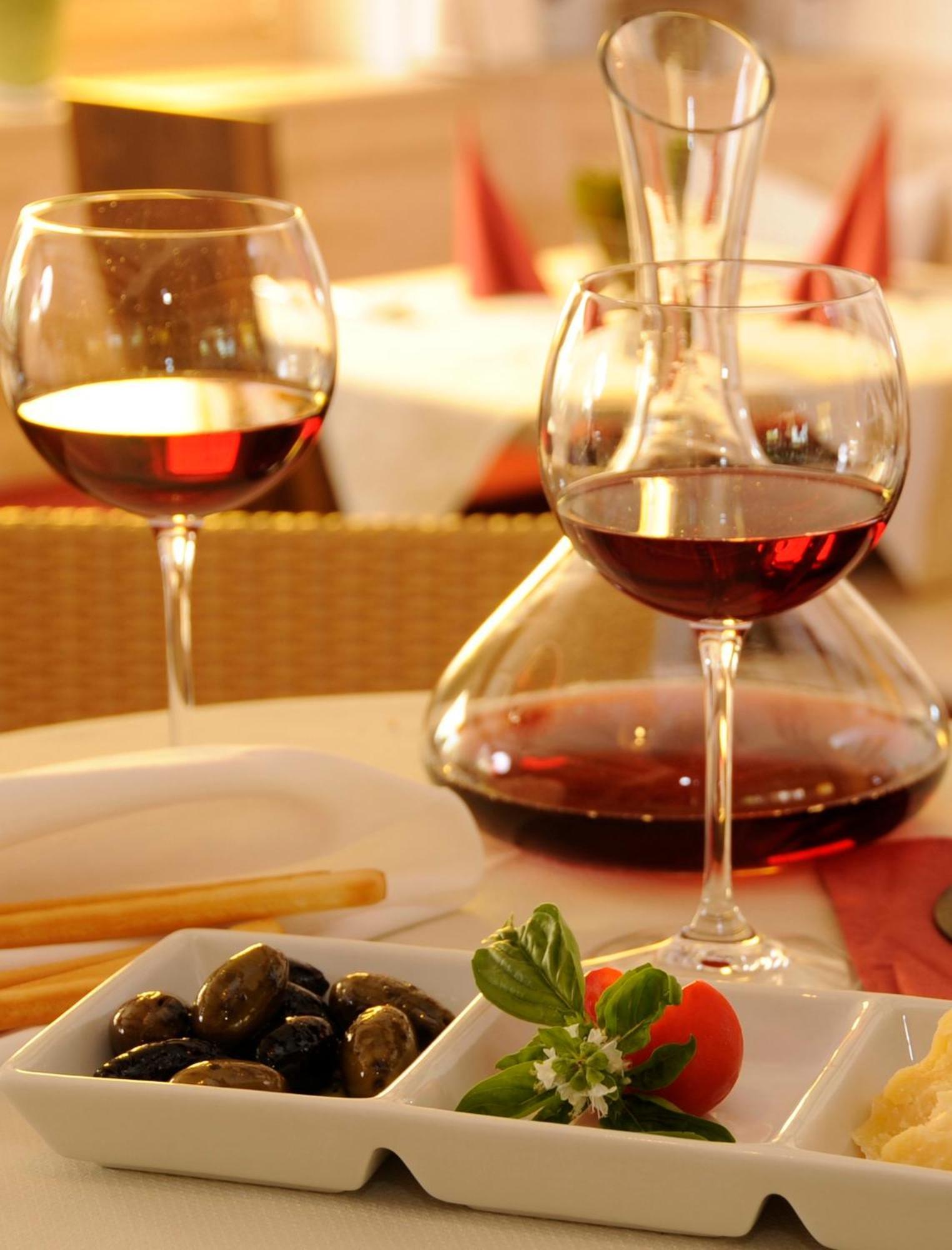 טירולו B&B Hotel Mair Am Turm מראה חיצוני תמונה